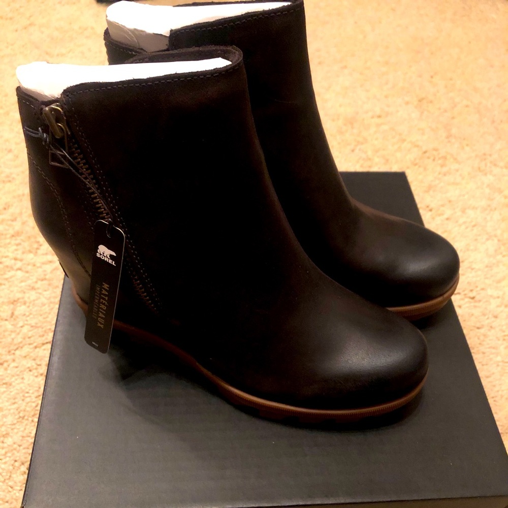 Sorel Joan of Arctic Wedge II Boots-blacked brown